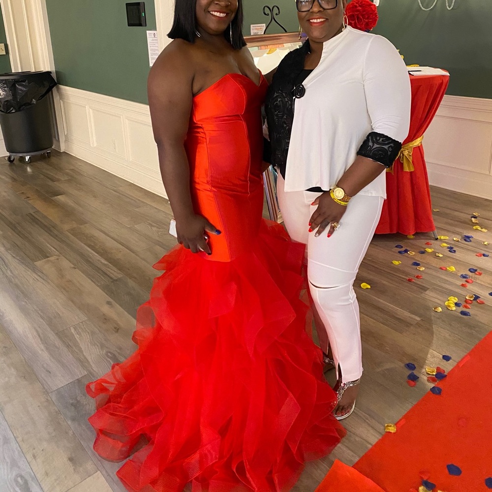 Prom Dress Red Mermaid Strapless Dress